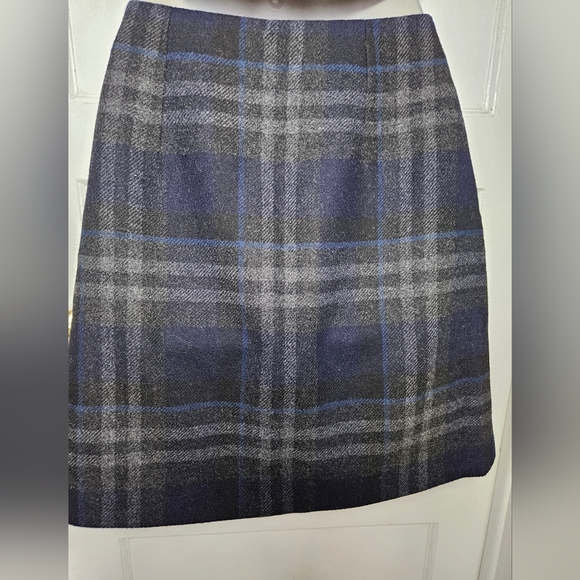 Uniqlo Blue/Grey Plaid Wool Blend Mini Skirt with Pockets Size 2 - Picture 3 of 7